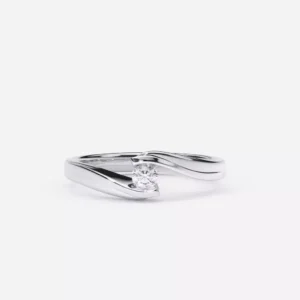 Anillo de compromiso en oro blanco con diamantes de laboratorio estilo FORMA LIBRE 4 5