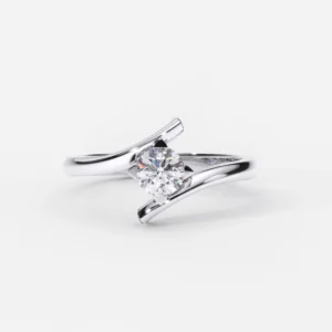 Anillo de compromiso en oro blanco con diamantes estilo DETOUR