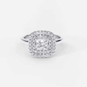 Anillo de compromiso en oro blanco con diamantes estilo HALO CLÁSICO