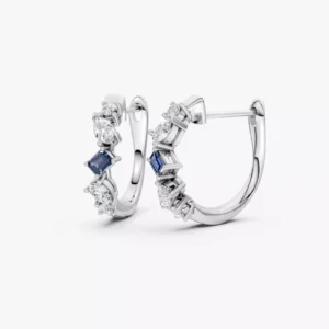 Aretes en oro blanco con diamantes y zafiro estilo HUGGIE 2